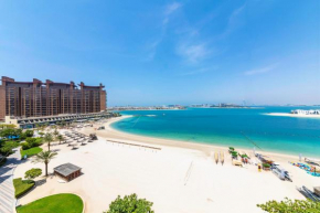 Maison Privee - 2BR w Majestic Views & Beach Club Access on Palm Jumeirah